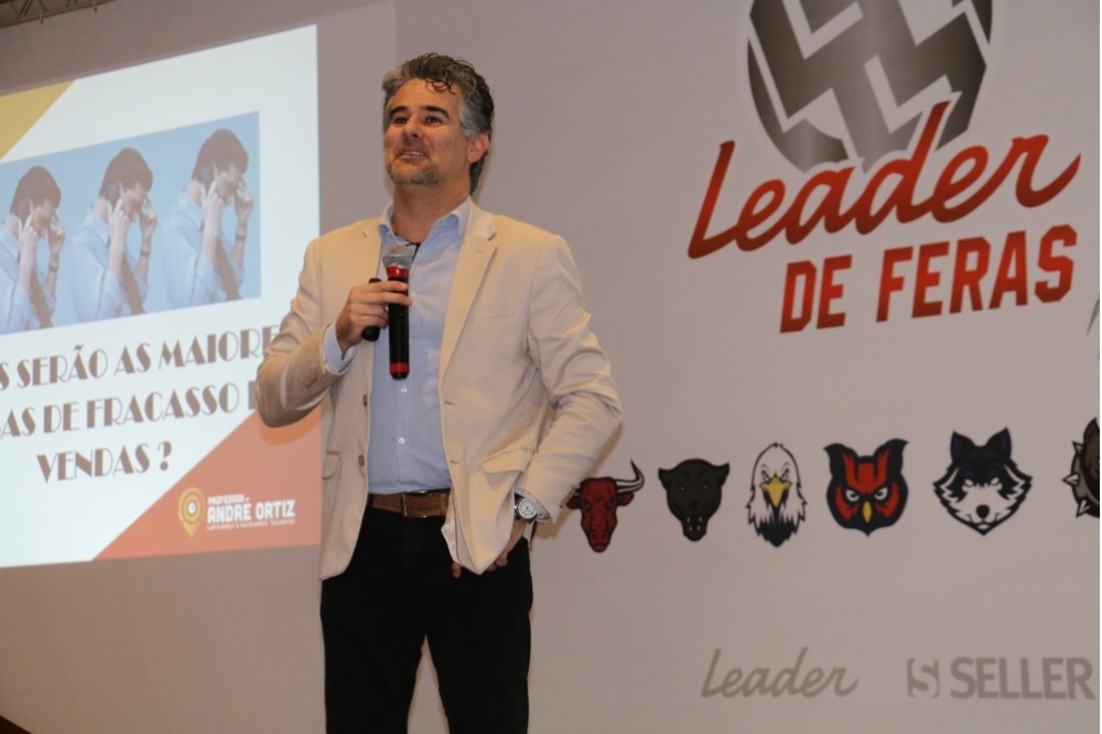 A Leader levou o Andre Ortiz para..